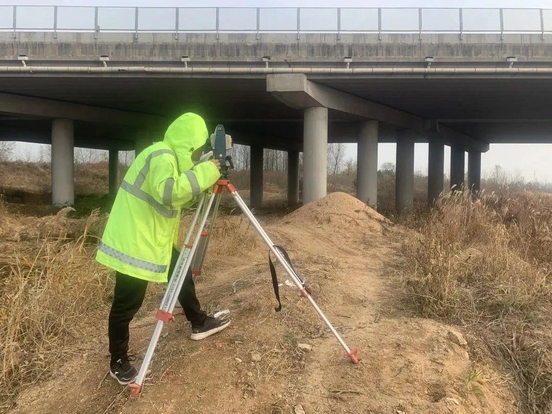 沈海高速公路两城至汾水段征地放线工作正式启动